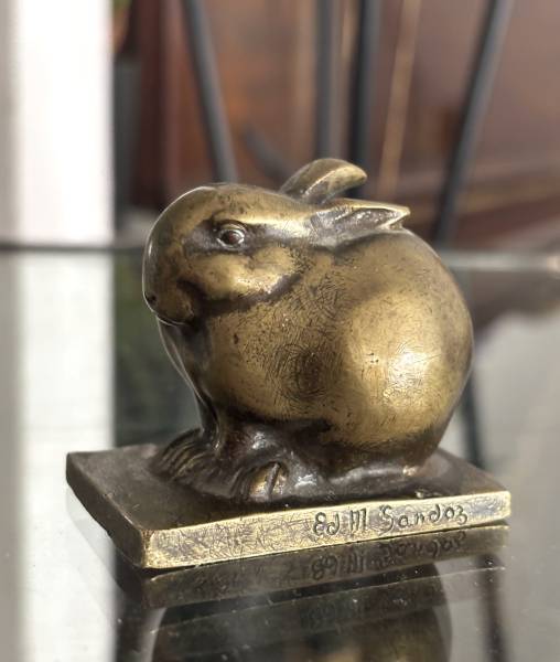 Lapin en bronze de Sandoz
