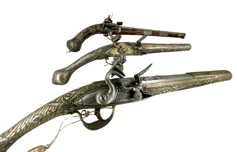 Collection de pistolets à Silex