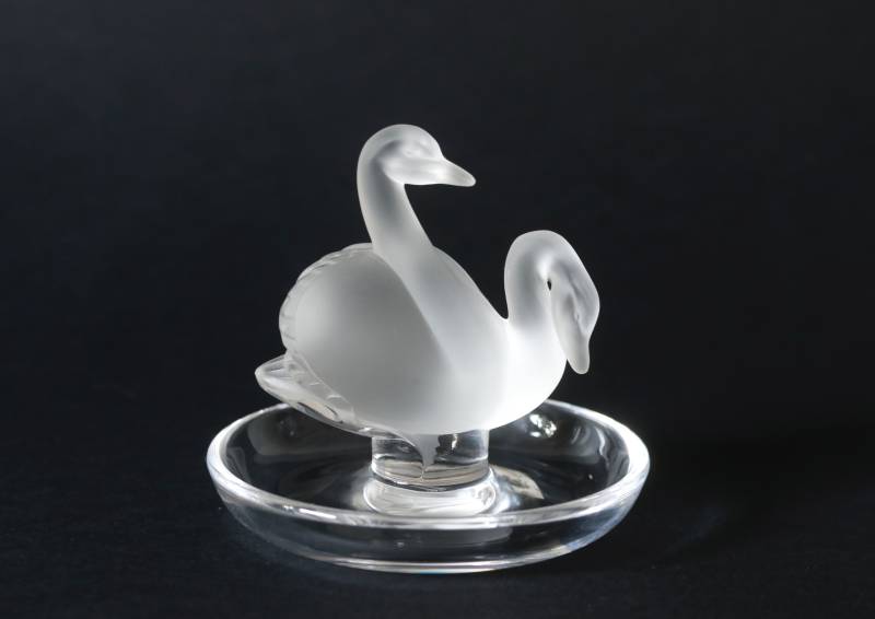 Baguier en cristal. Lalique France