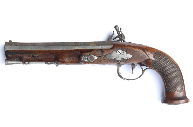 Ancien pistolet à silex